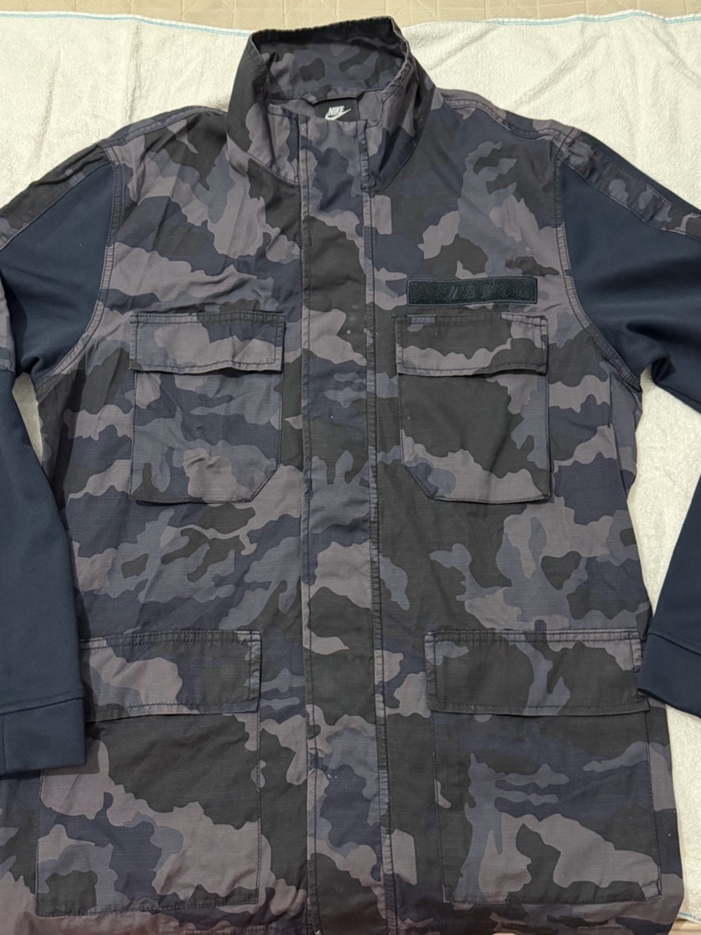Nike Men’s Black & Gray Camo Field Jacket